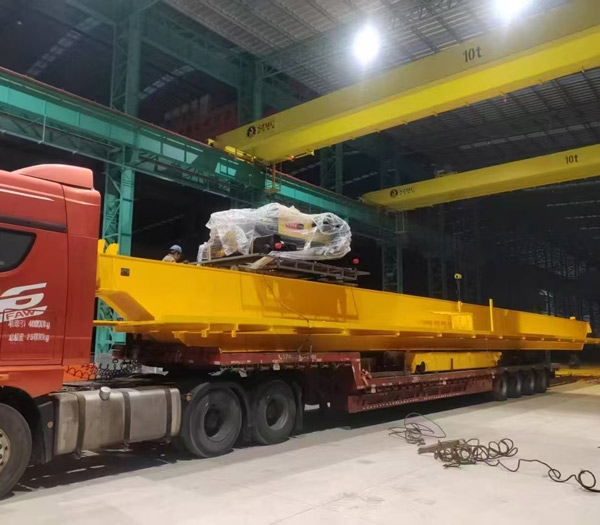 单梁起重机发货现场